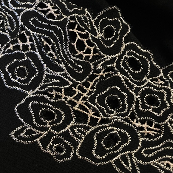 FOREVER 21 Black Mini Dress Embroidered Detail Deep Back Sz M - Picture 6 of 6